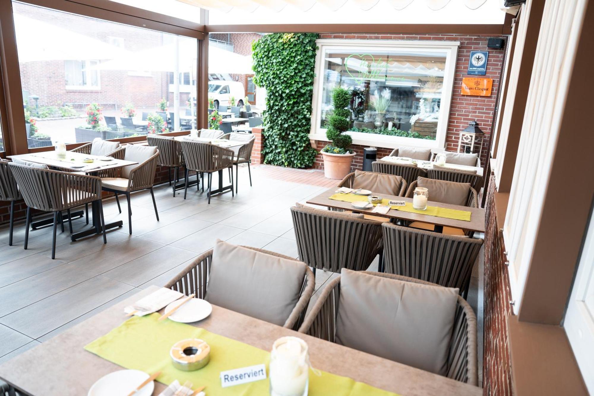 Hotel Zur Post - Economy Rooms Garrel Екстер'єр фото